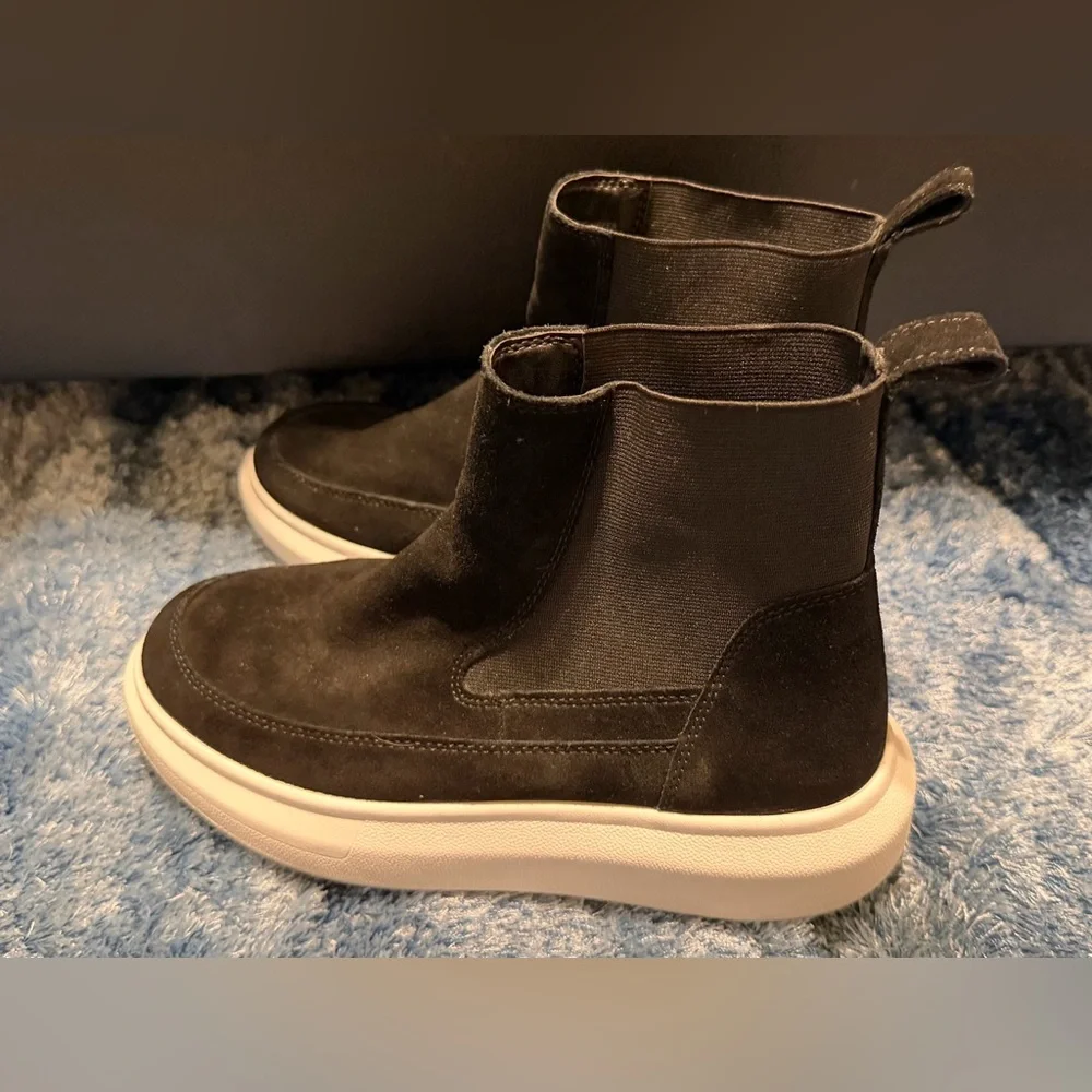 Nurture Rebalance Black Suede  High-Top Sneakers